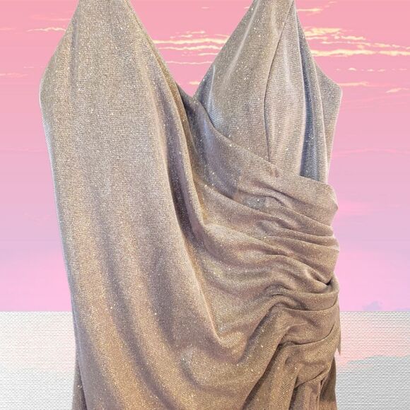 IEENA For Mac Duggal Golden Dress - Picture 5 of 9